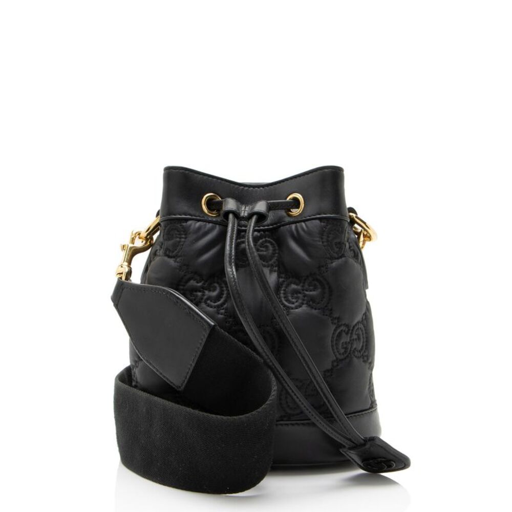 Gucci Jumbo GG Matelasse Leather Bucket Bag